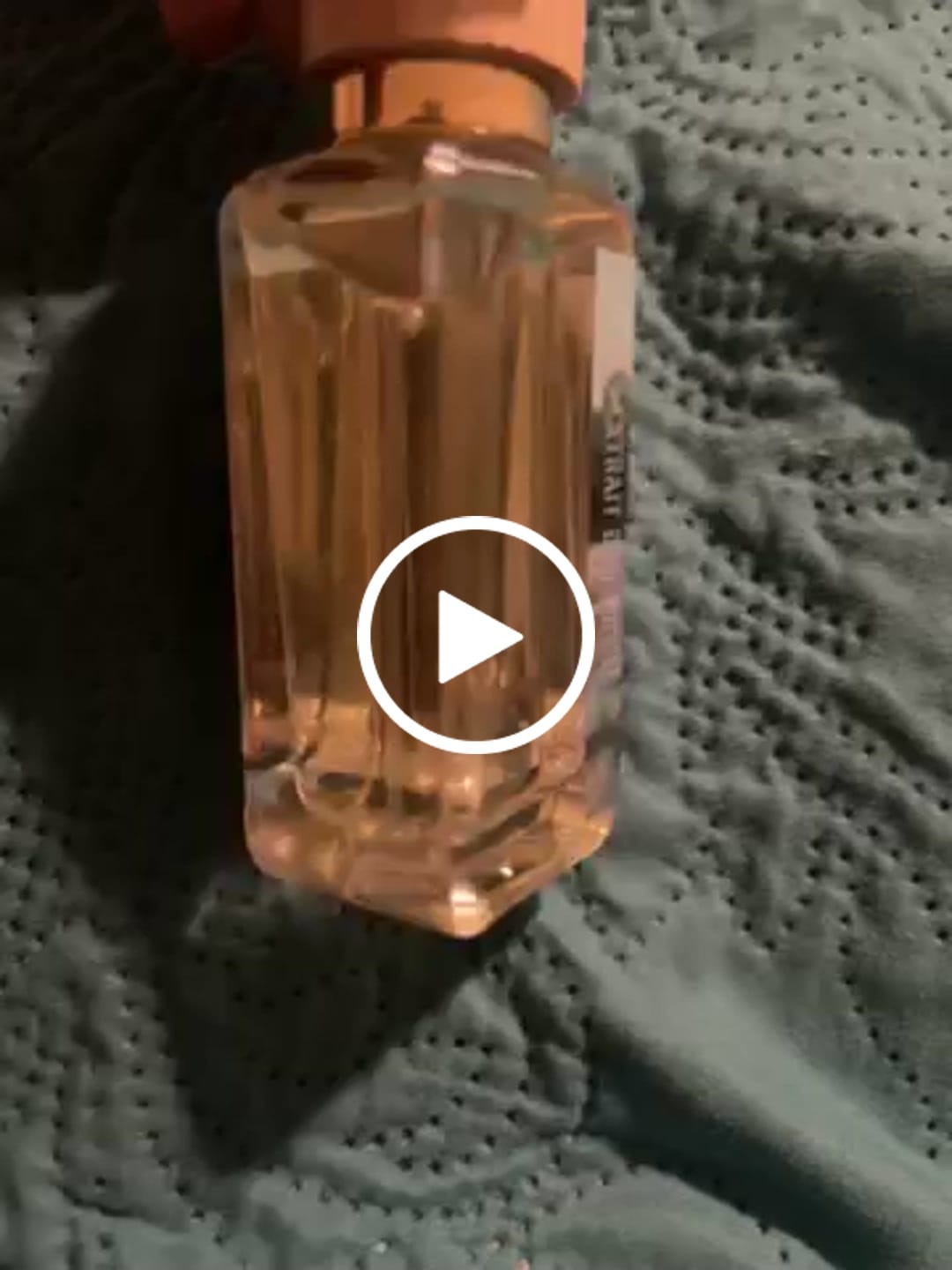 Customer video review of Creamy Bananas Of Maui 37