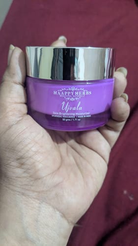 Customer photo review of Ujvala Skin Brightening Moisturizer