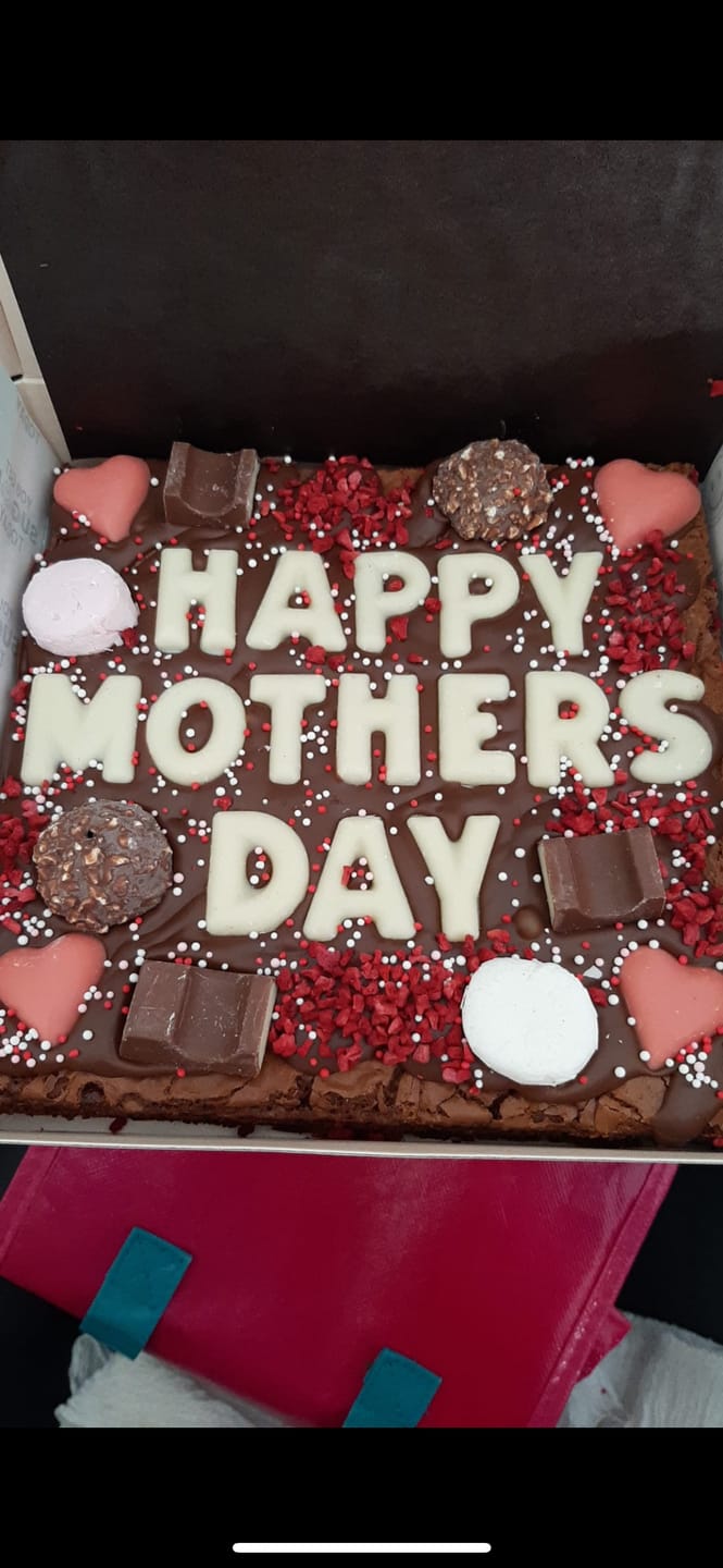Customer photo review of Custom message heart brownie