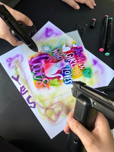 Customer photo review by Giulia for WINSONS Electric Airbrush Marker