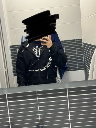 Customer photo review of Zip