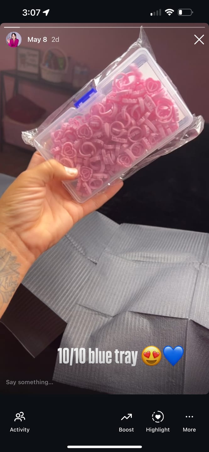 Customer photo review of 100PC Heart-Shaped Ring Cup