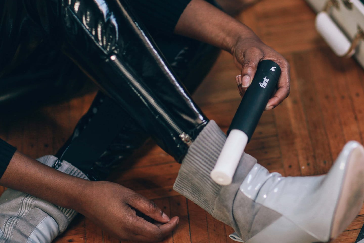 Customer photo review of Flint Mini Lint Roller – Rose Gold – 90 Sheets (Value Pack)