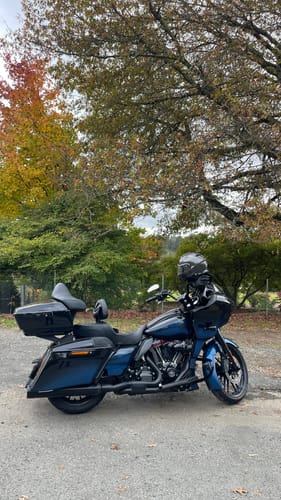 Customer photo review of HR3 King Passenger Backrest King Tour Pack Trunk Backrest For Touring Road Glide Electra Glide Street Glide Road King, 2014-2023