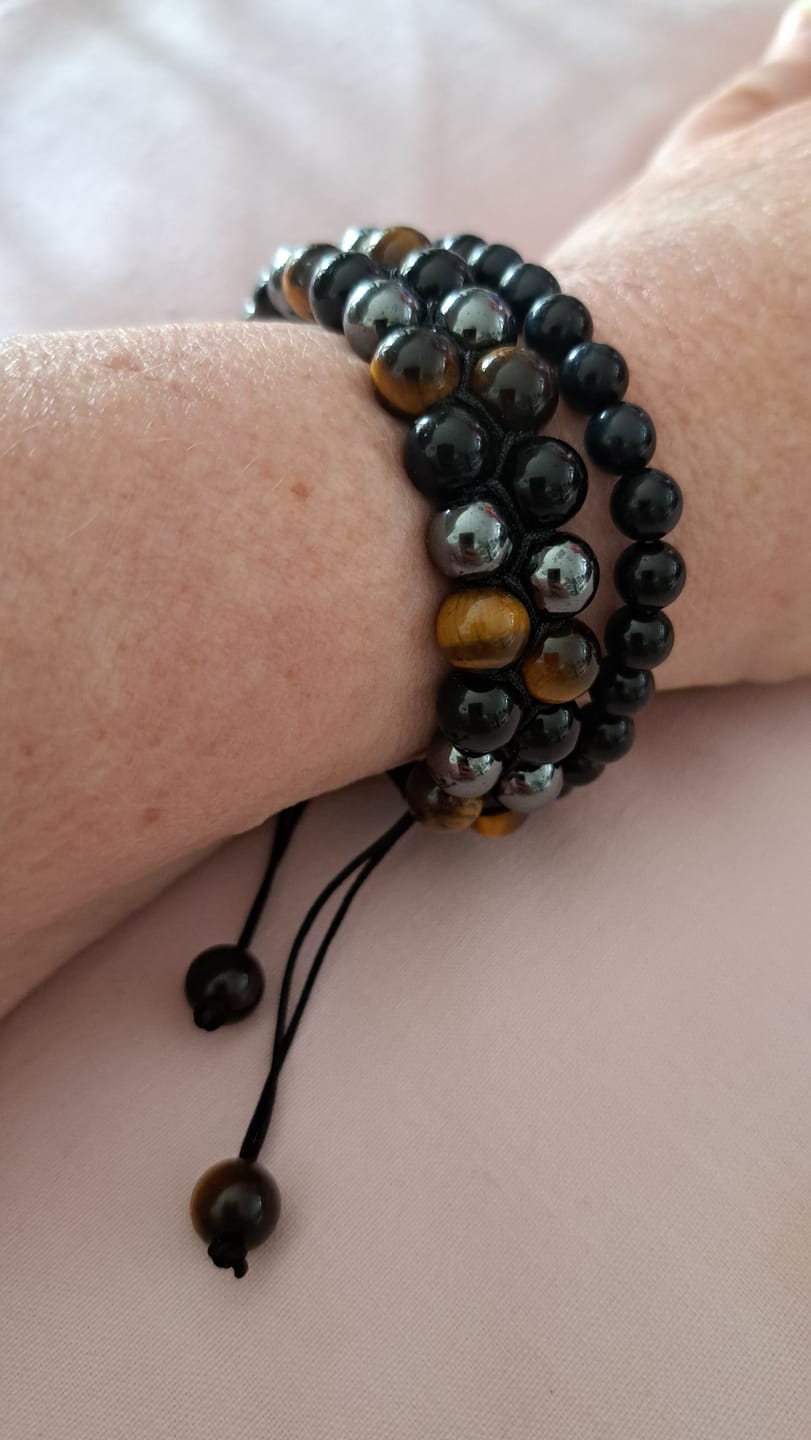 Customer photo review of Bracelet "Ange Gardien" en Oeil de Faucon