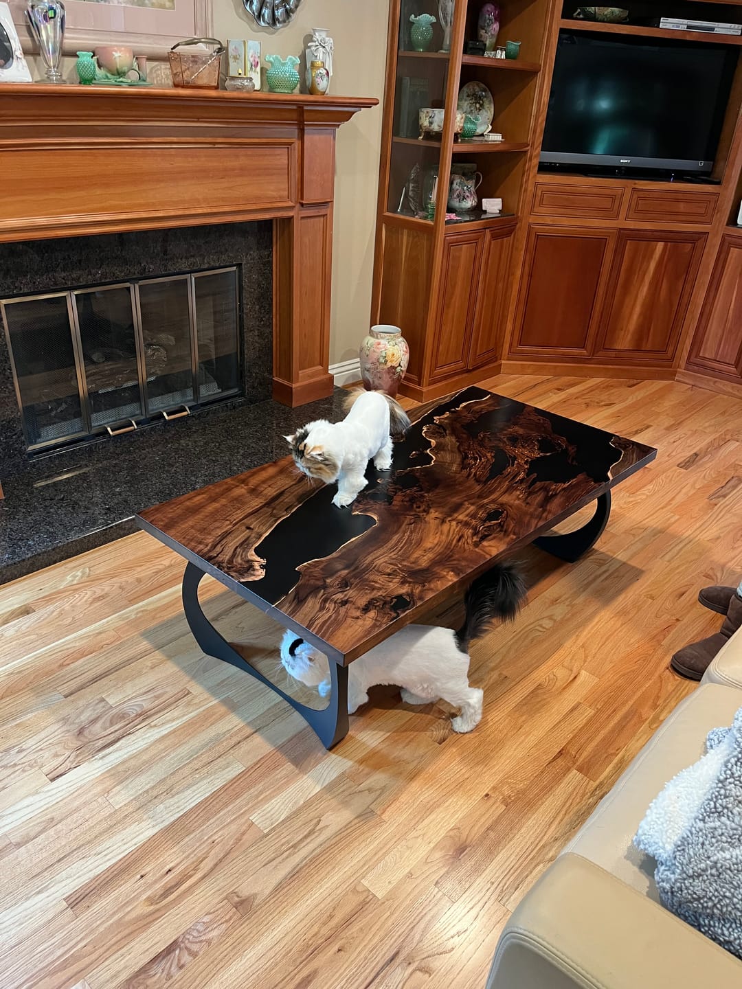 Customer photo review of Coffee Table Legs 212 Cleo 16H Modern DIY Furniture