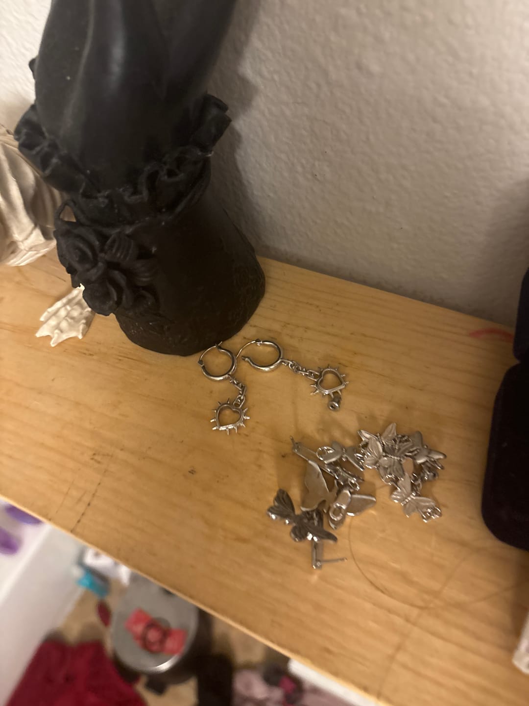 Customer photo review of SPIKE HEART EARRING