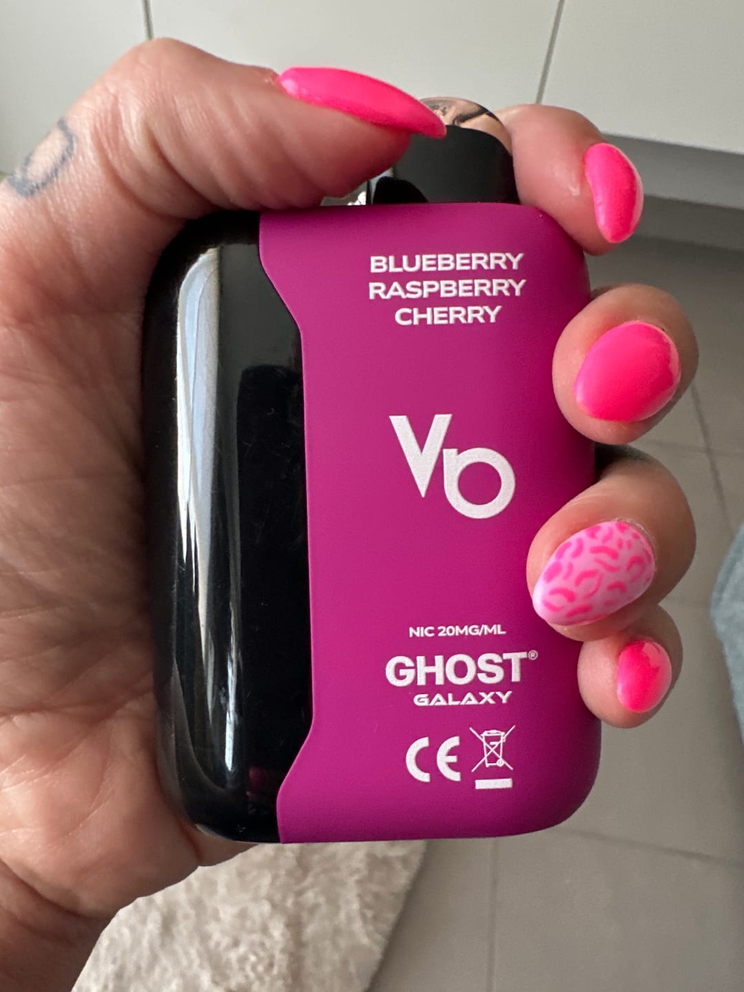Customer photo review of Ghost Galaxy 25000 Puffs Disposable Vape Bar