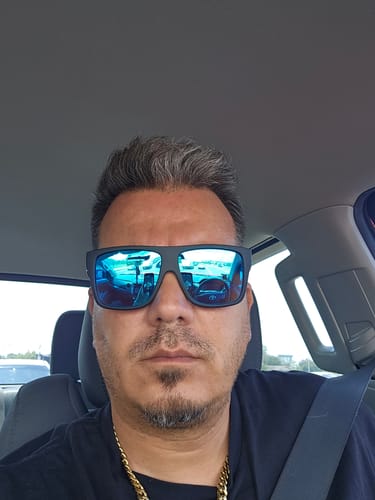 Customer photo review of Mis Raíces Blue