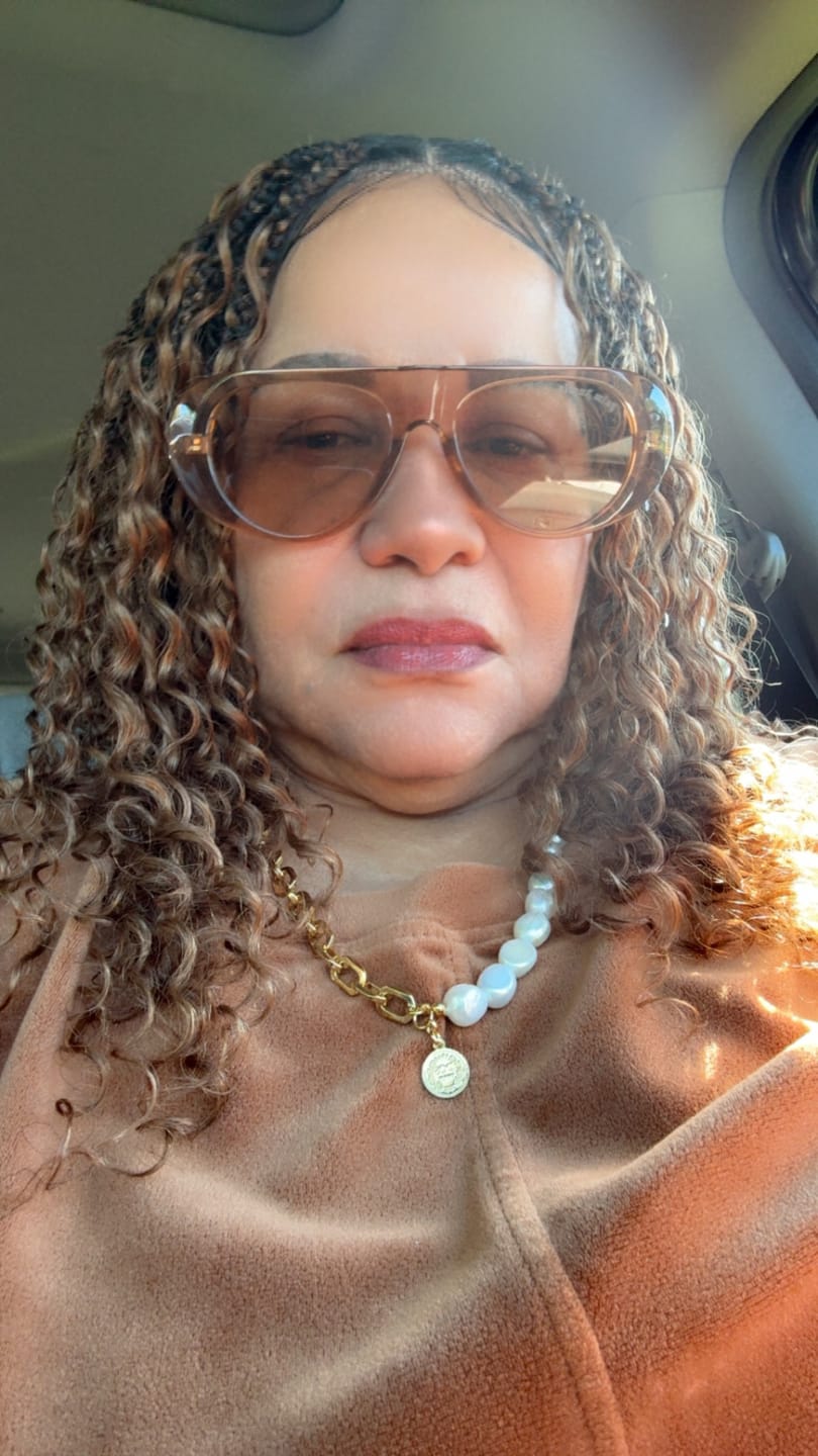 Customer photo review of Kiki - 16" Pre Bleached Swiss HD Lace Human Hair Curls Full Lace Knotless Boho Box Braided Wig