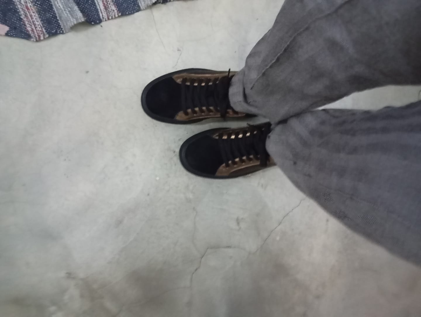 Customer photo review of Zapatilla Cobre Mujer 43042