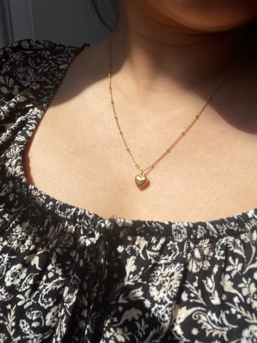 Customer photo review of Valencia Necklace - Gold