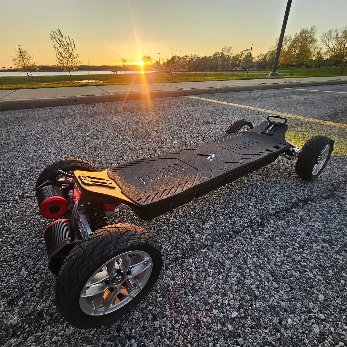 Customer photo review of Acedeck® Horizon Electric Skateboard-Flash Sale