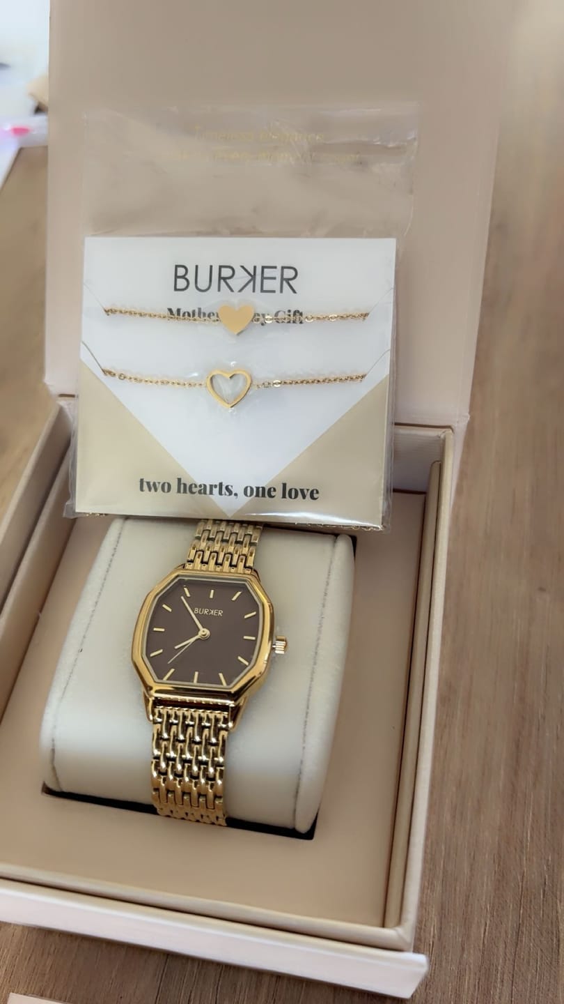 Customer photo review of Julia Gold Brown