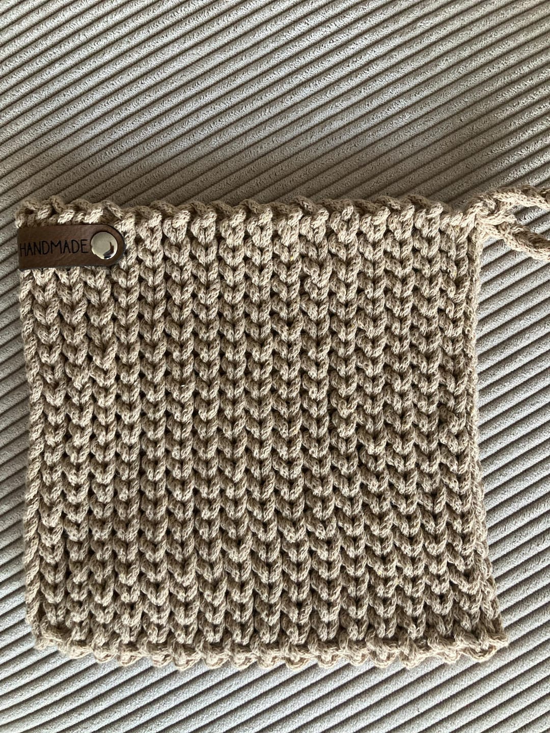 Customer photo review of Kunstleder Label HANDMADE für Häkelkörbe etc. - 90x15 mm - CS0018