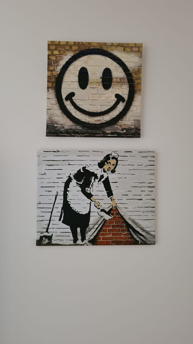 Customer photo review of Malen nach Zahlen - Urbanes Lächeln