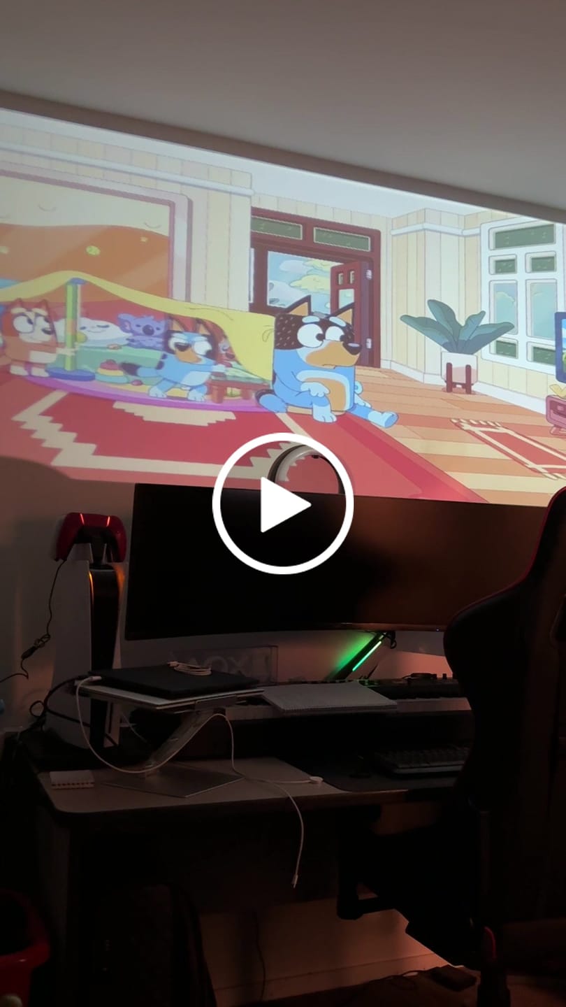 Customer video review of MovieHub™ Ultra HD Projector + FREE Projector Screen
