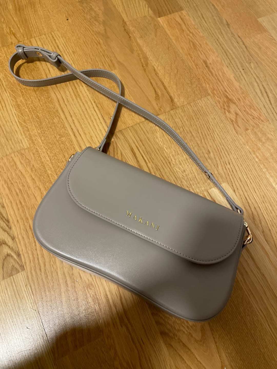 Customer photo review of CHLOIE - TAUPE