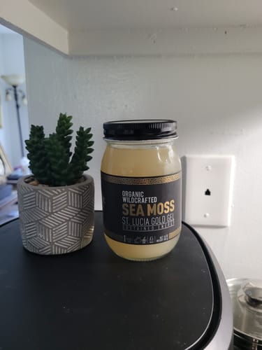 Customer photo review of St Lucia Gold Sea Moss Gel
