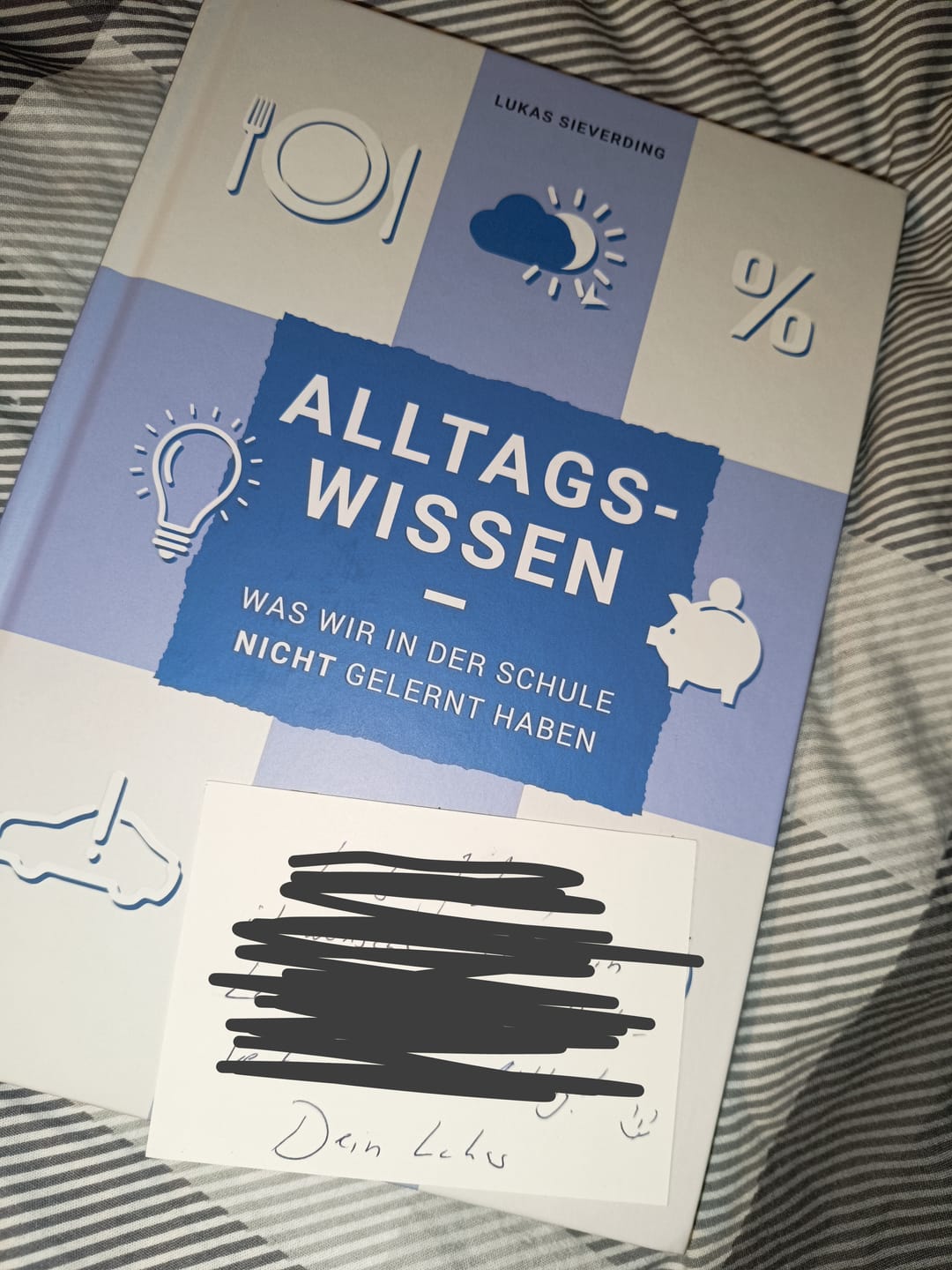 Customer photo review of Alltagswissen - Das Buch von LISTENWISSEN