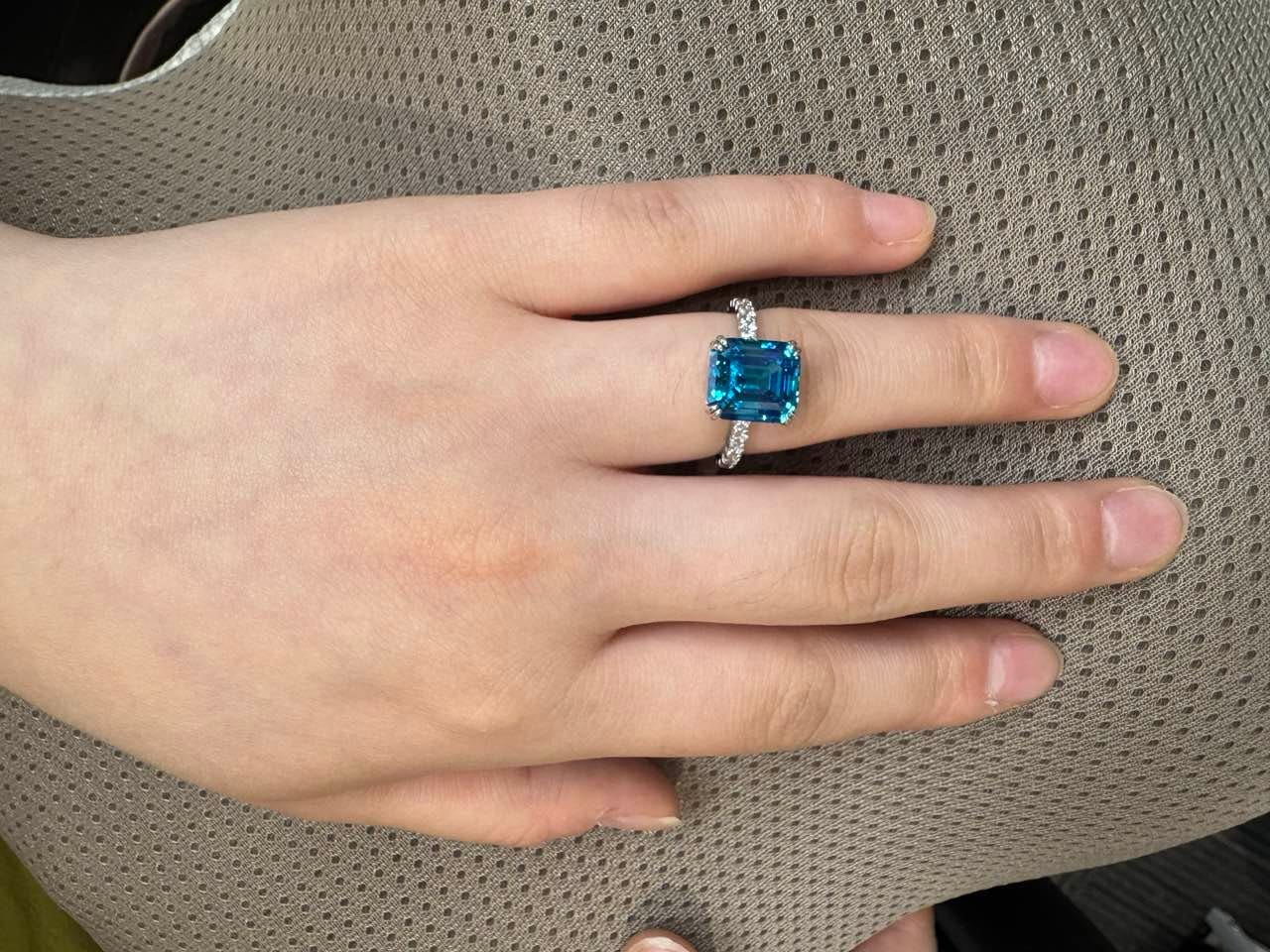 Customer photo review of S925 Honorable 4.5Ct Asscher Cut Engagement Ring Stackable Travel Ring For Women
