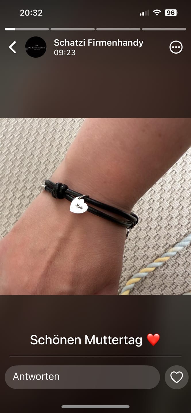 Customer photo review of Meine Liebsten - Familien-Lederarmband