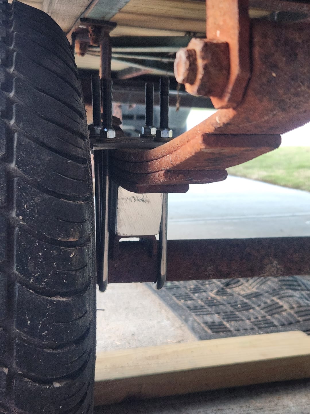 Customer photo review of 3/8 Inch Diameter U-Bolts - Round