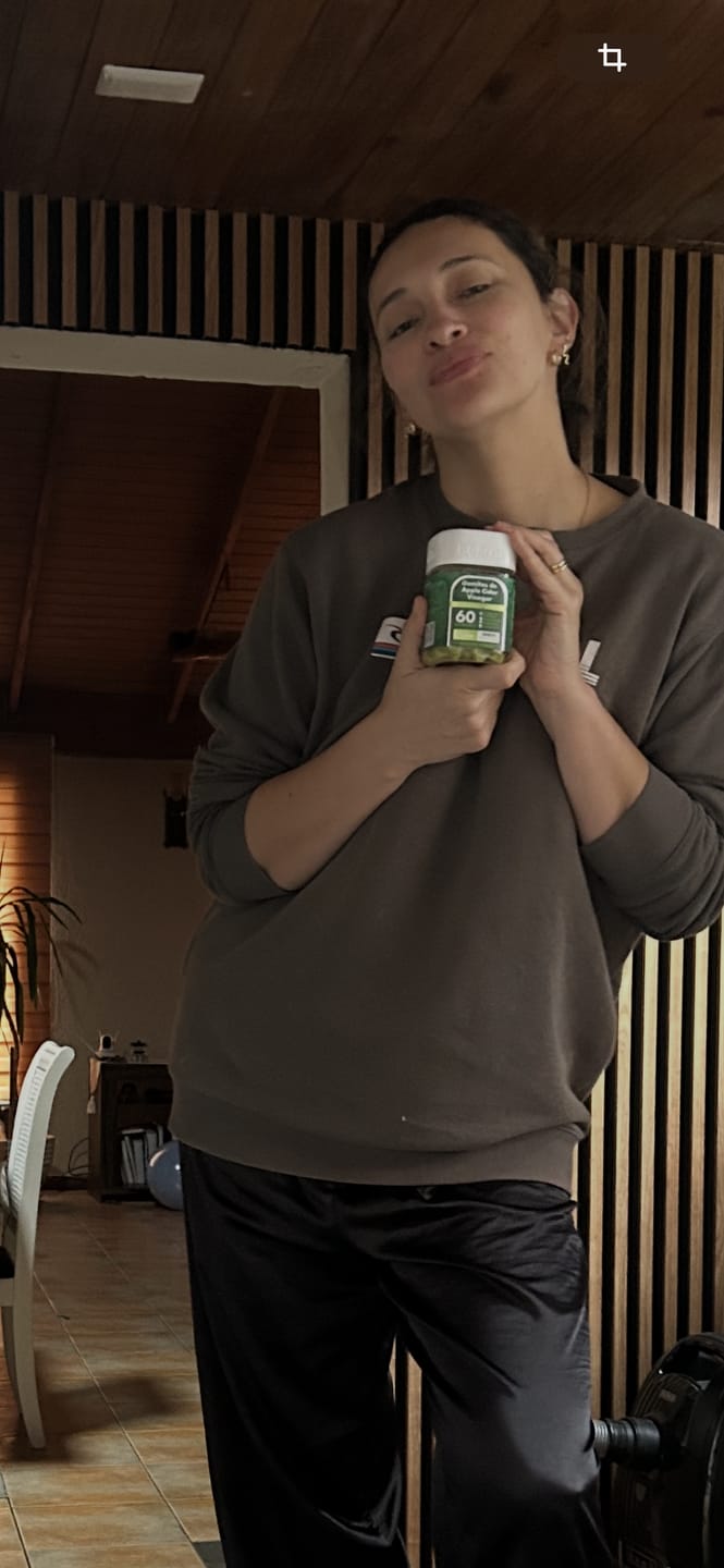 Customer photo review of Gomitas de Vinagre de Manzana | Suscripción