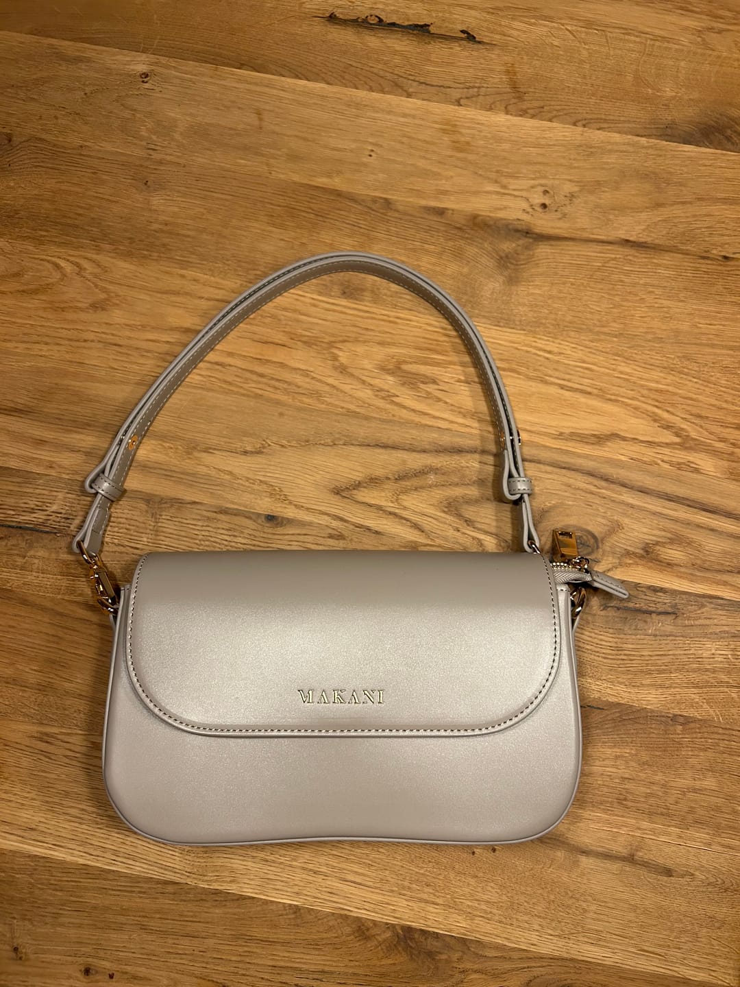 Customer photo review of CHLOIE - TAUPE