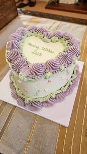 Customer photo review of holly