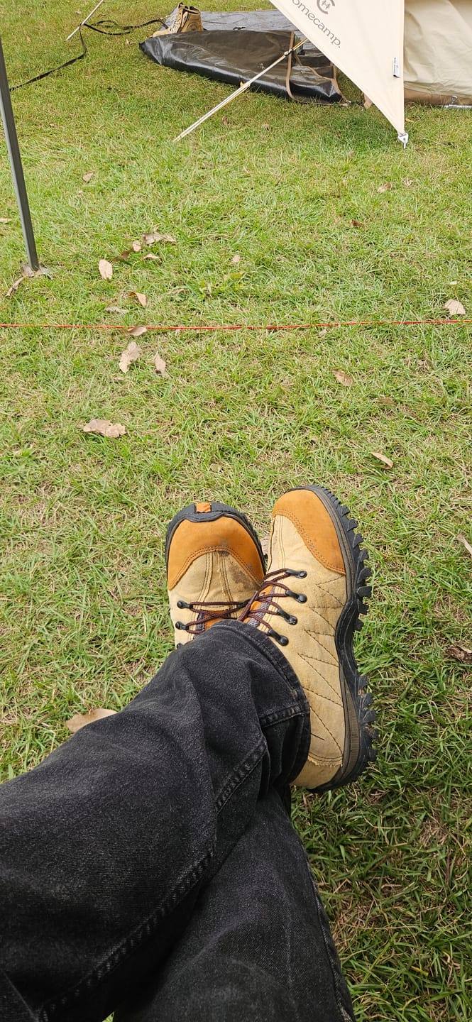 Customer photo review of Urban Boots