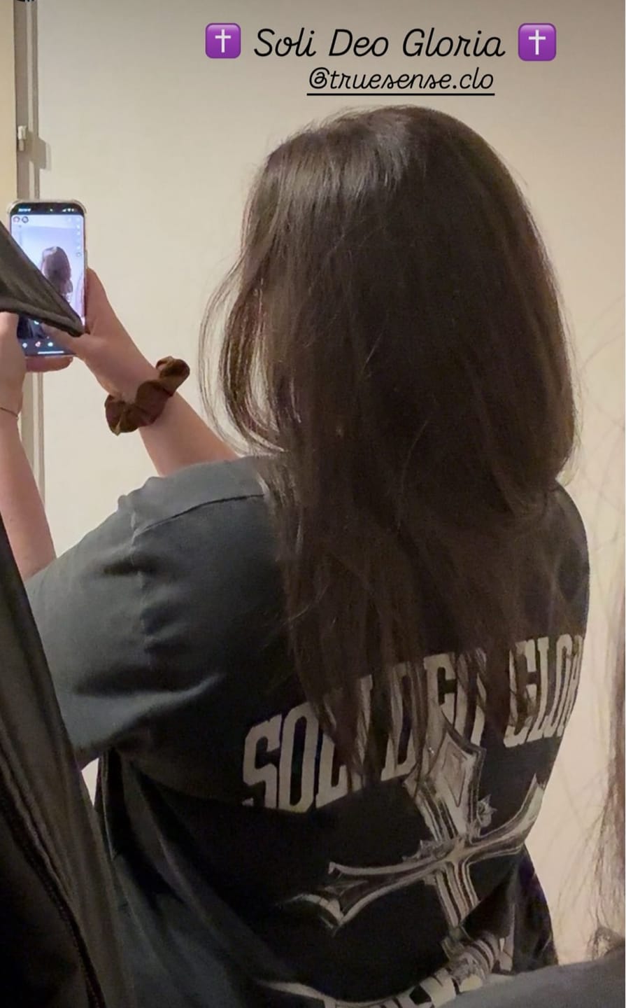 Customer photo review of SOLI DEO | Oversized T-Shirt