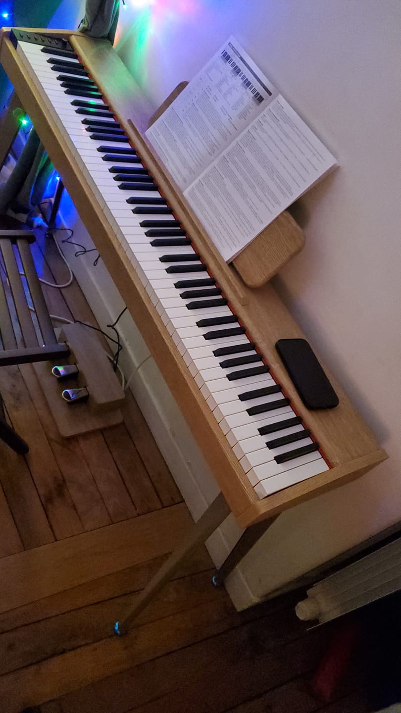 Customer photo review of Donner DDP-60 Piano numérique