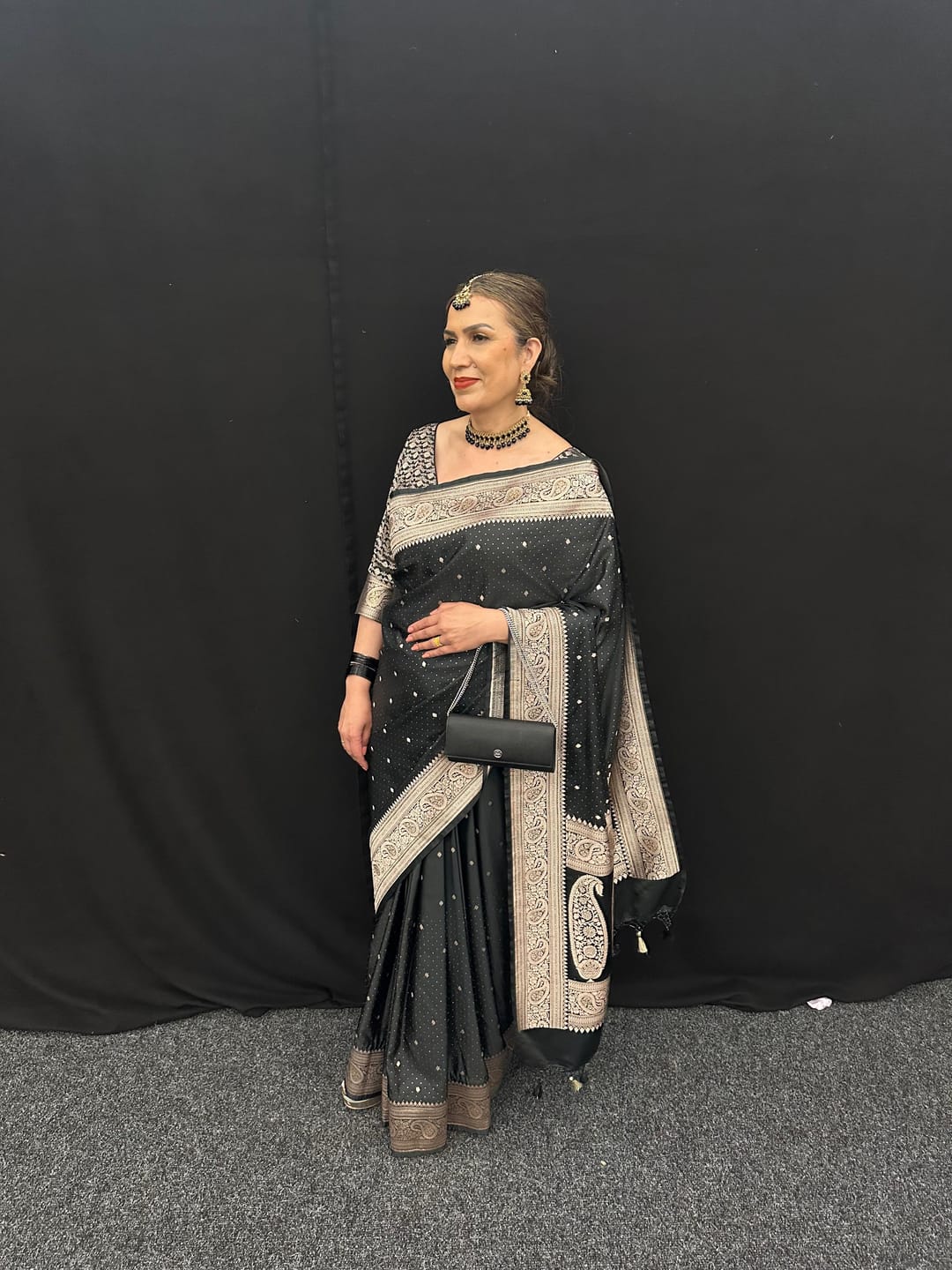 Customer photo review of Black Chitrani Buti Katan Silk Banarasi Saree
