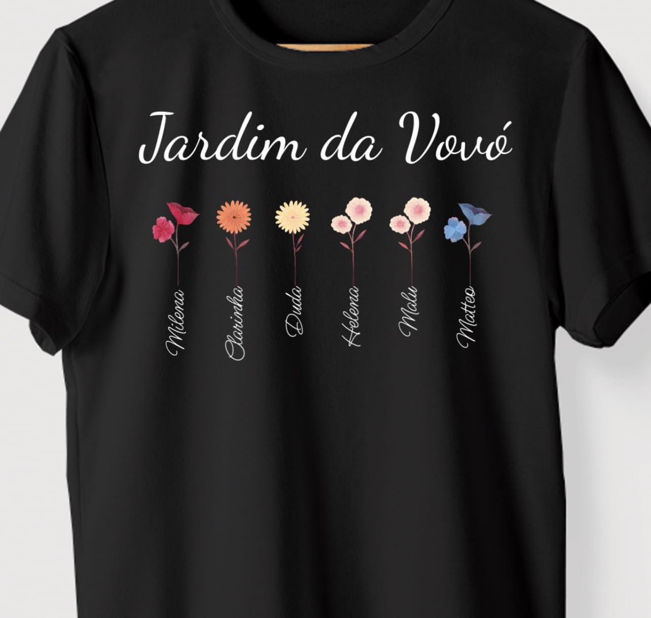 Customer photo review of Camiseta Personalizada Jardim da Vovó - PRETA - Algodão 100%