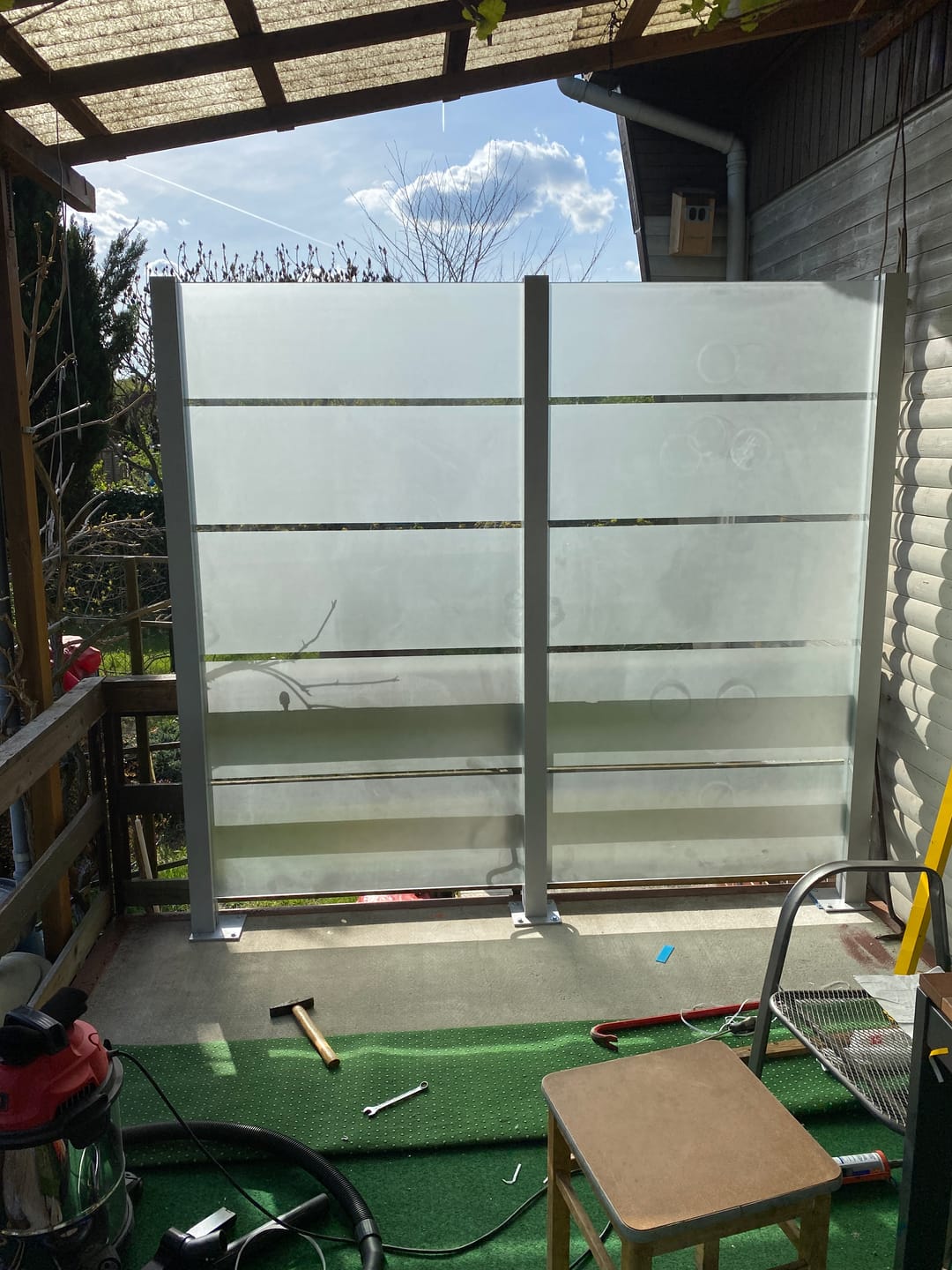 Customer photo review of Sichtschutz Glas - Windschutz - Glaszaun Streifen PG6