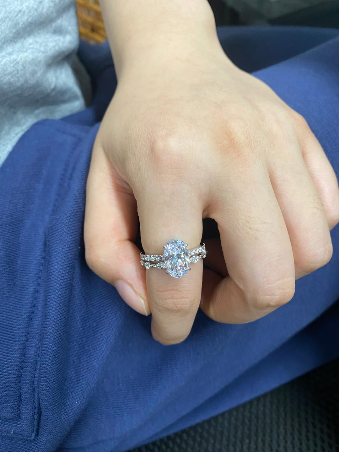 Customer photo review of S925 Attractive 2PC 2.5Ct Oval Cut Bridal Wedding Ring Set Stackable Ring Set For Daily Wear