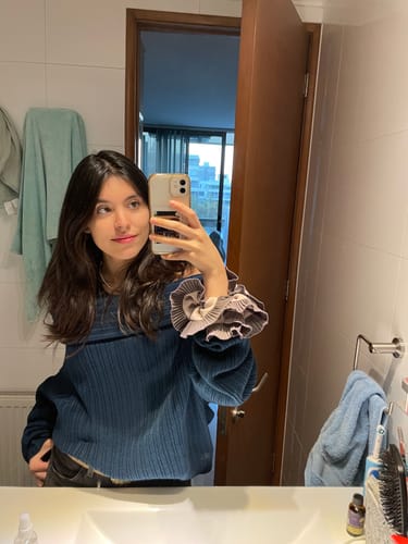 Customer photo review of SWEATER LINA AZUL