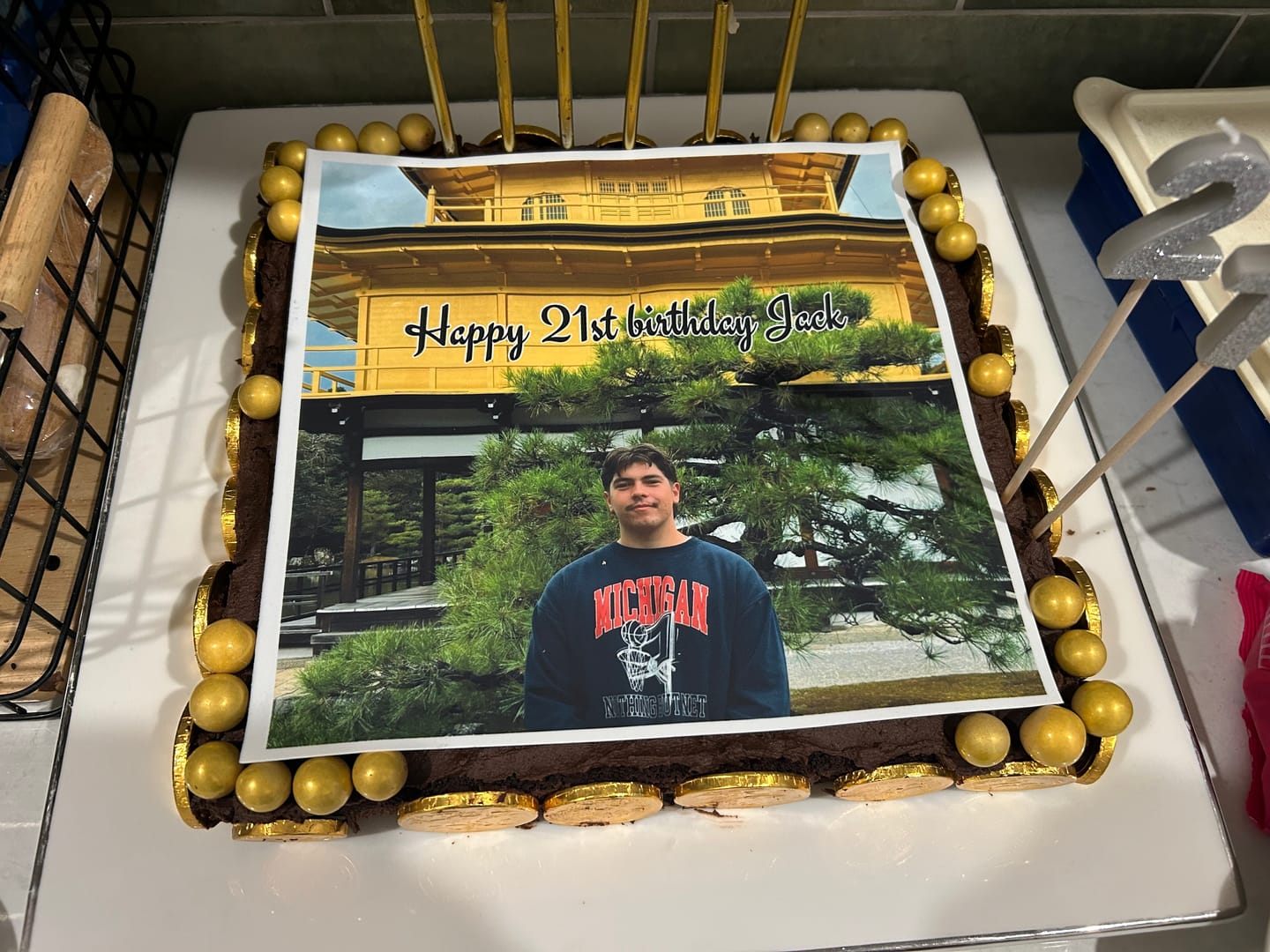 Customer photo review of 25cm x 25cm Square Custom Edible Icing Image