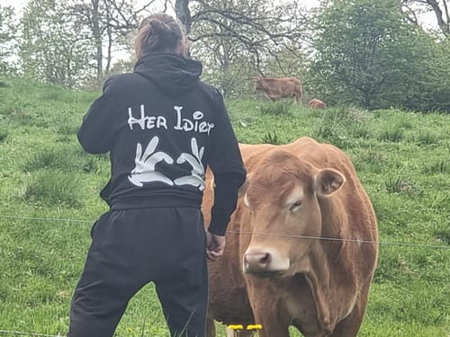 Customer photo review of Her Idiot - Premium Hoodie Unisex