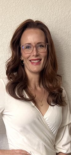 Customer photo review of Katniss Light Volume Hair Topper