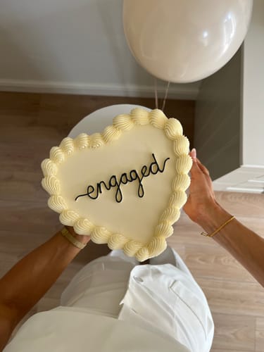 Customer photo review of Custom Cakes