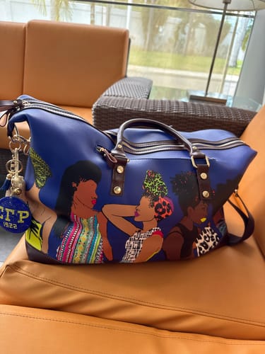 Customer photo review of Mahogany Lime Green Travel Bag