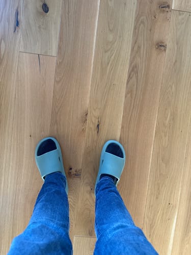 Customer photo review of HappyFlops