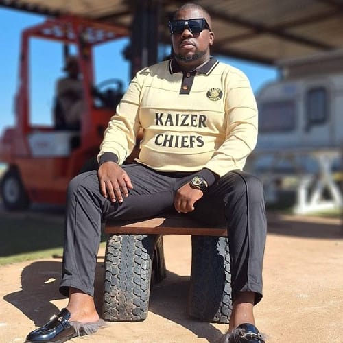 undefined review of Kaizer Chiefs Long Sleeve Knitted Jersey-Butter image 1 out of 1