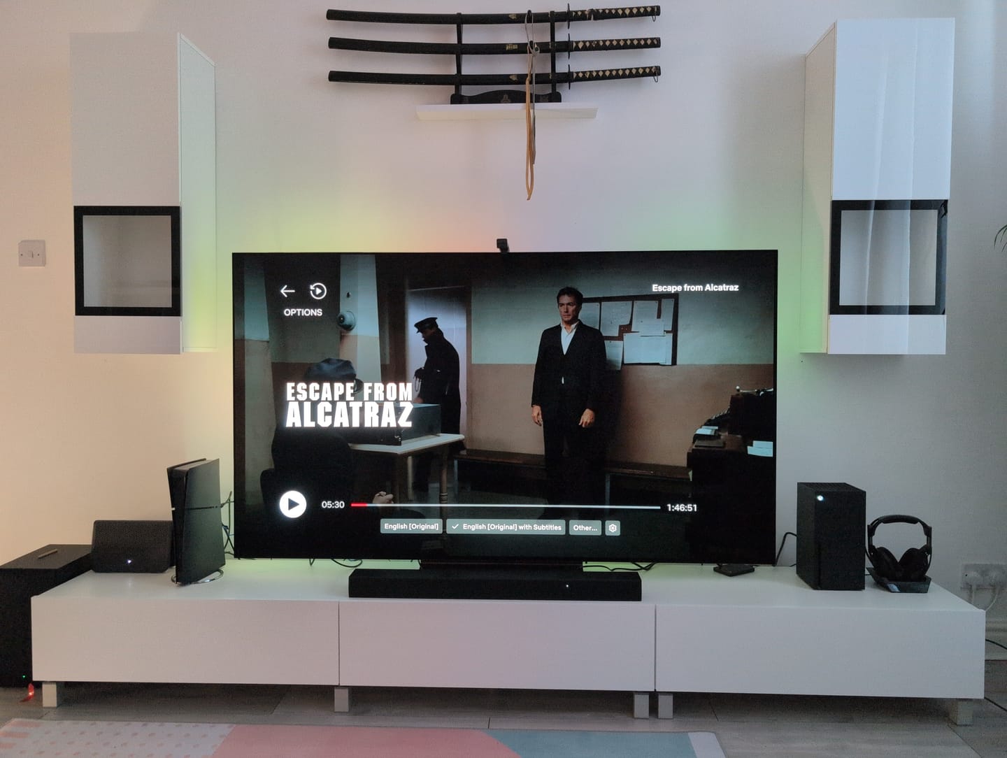 Customer photo review of Baros 10 Entertainment Unit