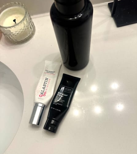 Customer photo review of Alastin Skincare Ultra Nourishing Moisturizer with TriHex Technology®