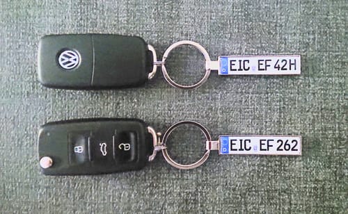 Customer photo review of Kennzeichen Schlüsselanhänger Mini Nummernschild Metall