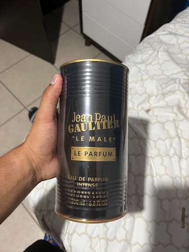 Reseña con foto de un cliente sobre Perfume Jean Paul Gaultier Le Male Le Parfum