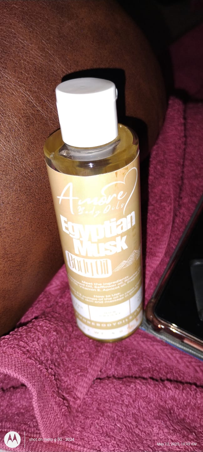 Customer photo review of Egyptian Musk - Body Oil